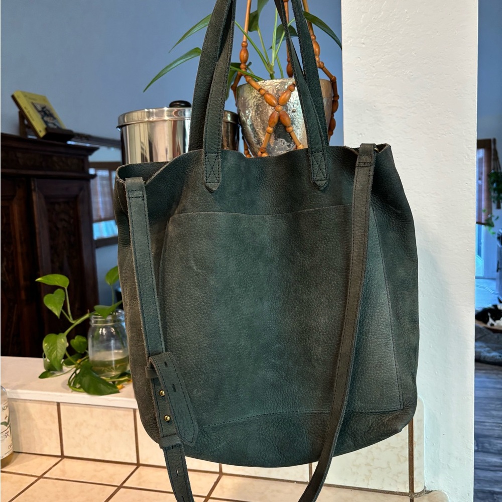 Madewell Medium Transport Nubuck Tote